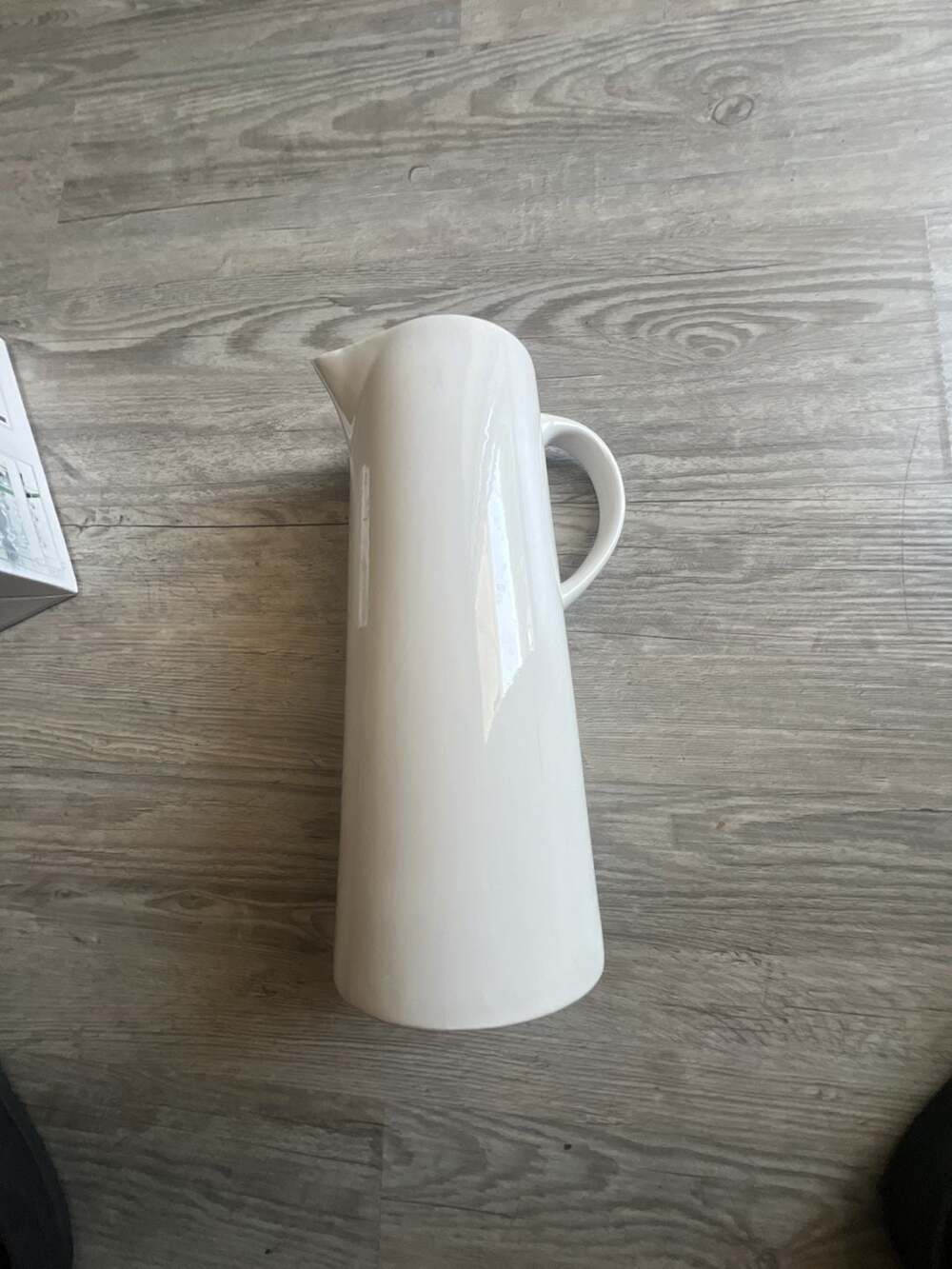 ArtMinds White Ceramic Pitcher